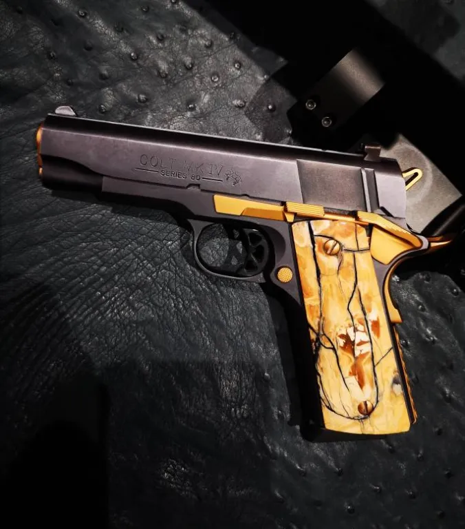 Colt 45 Acp Combat Commander - 3