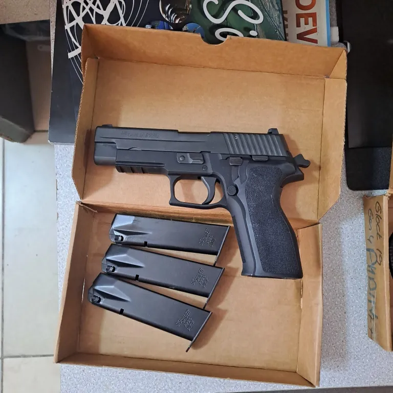 Avukattan Sıfır Ayarında Sig Sauer P226 Sadece 1 Şarjör Kullanıldı - 5