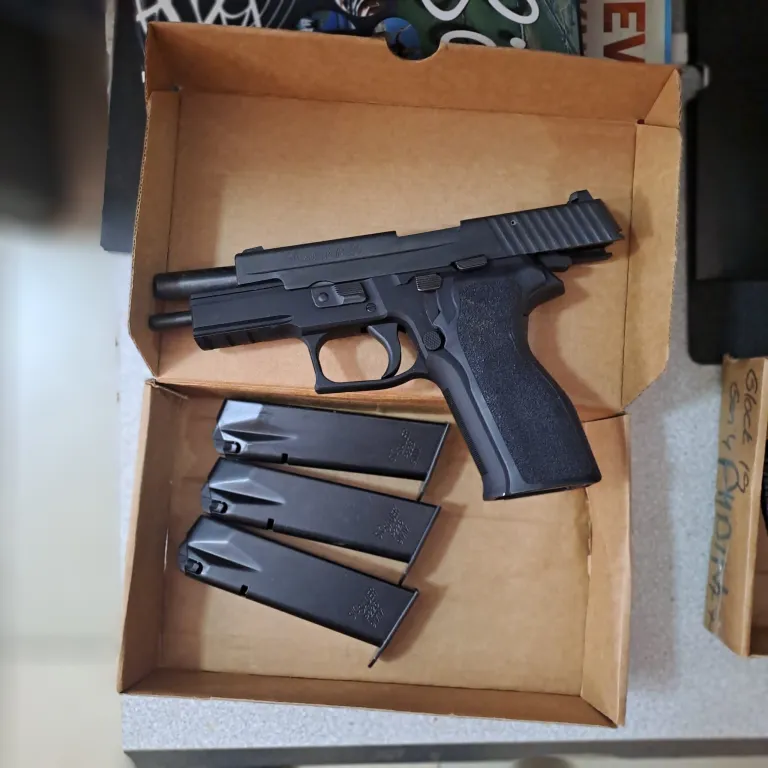 Avukattan Sıfır Ayarında Sig Sauer P226 Sadece 1 Şarjör Kullanıldı - 3