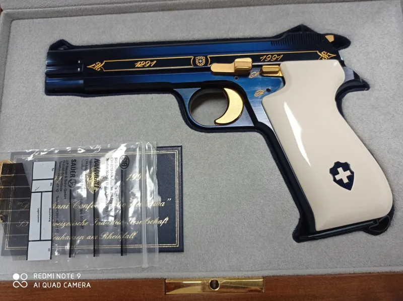 Dünyanin 8 Hari̇kasi Helveti̇ca Blue
