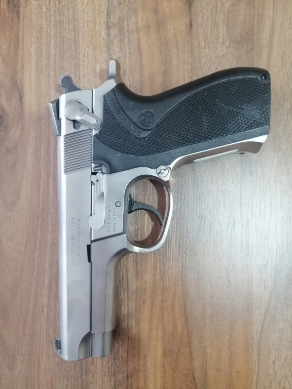 Askeri Personelden Temiz Smith Wesson 5906 Tabanca - 3