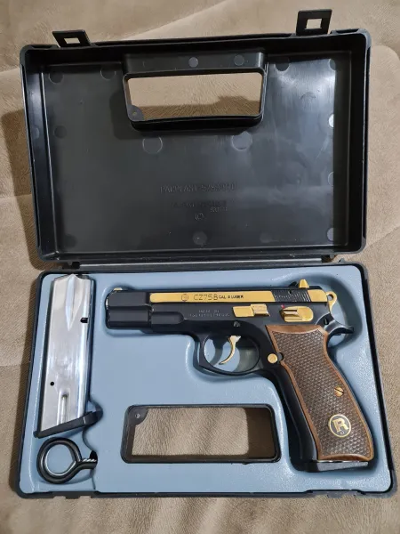 Poli̇s Memurundan Temi̇z Kullanilmiş Cz 75 B