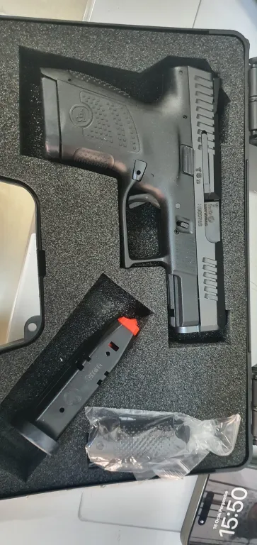 Cz P 10 S - 2