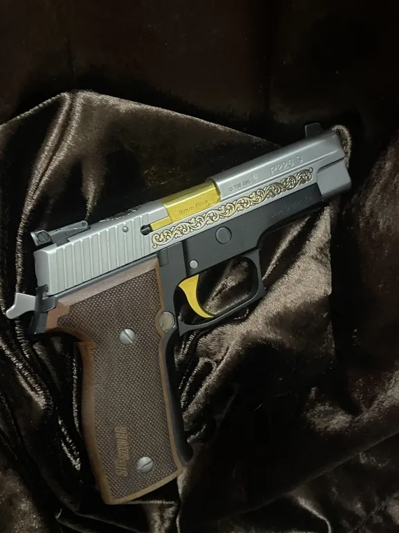 Sig Sauer P226 Nato