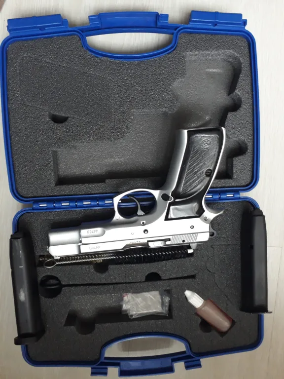 Cz75B Sorunsuz Mat Krom Kaplamali - 3
