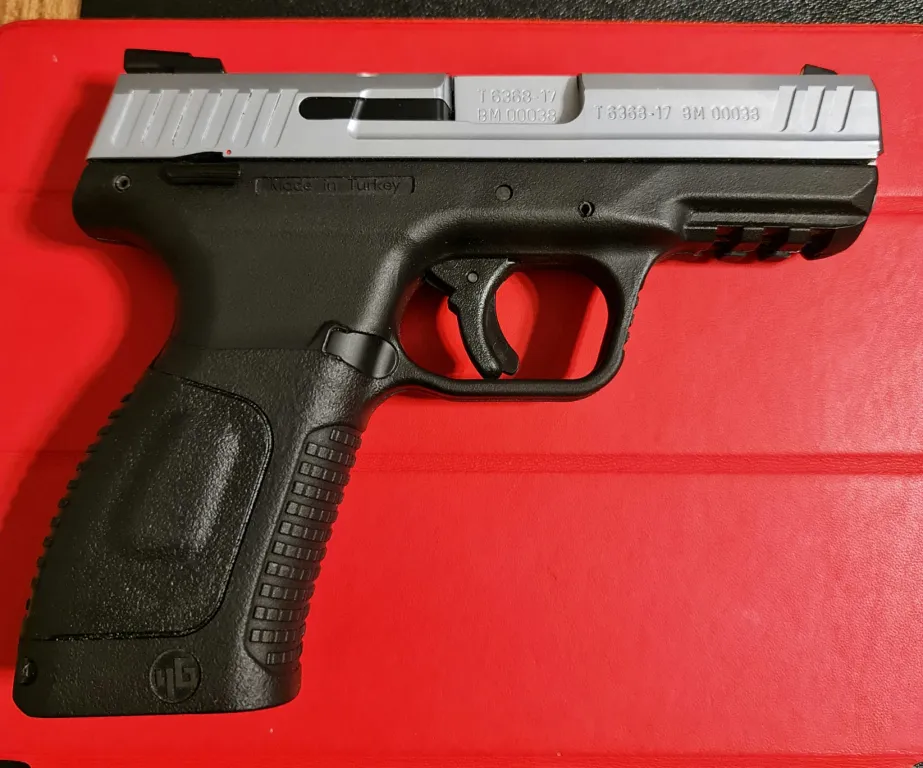 Gi̇rsan Mc 28 Sacs - 1