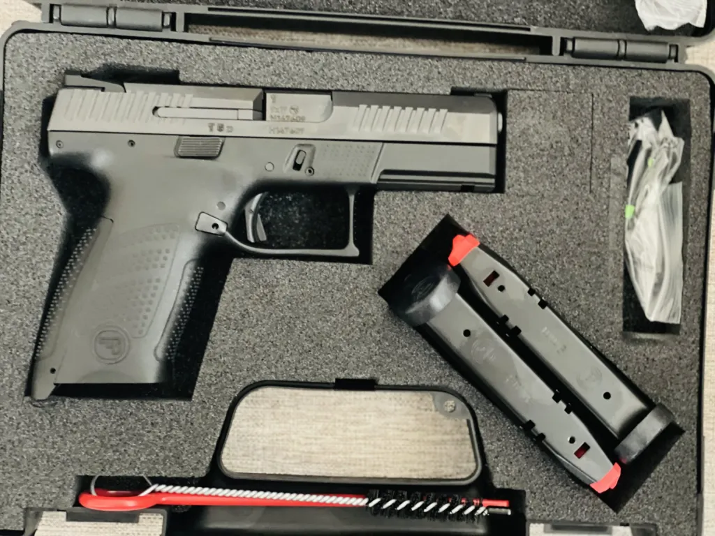 Polis Den Satılık Cz P 10 C - 2