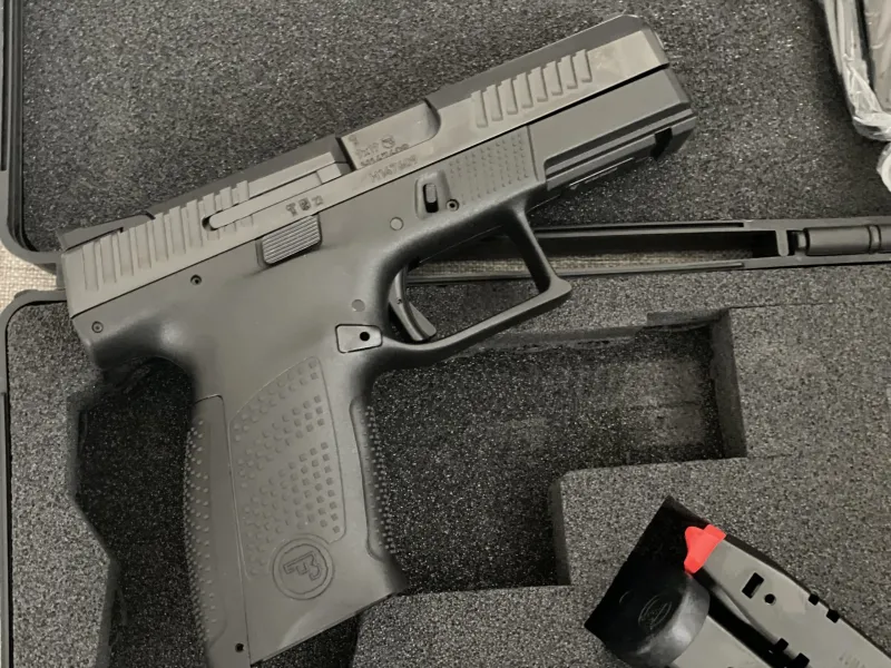 Polis Den Satılık Cz P 10 C