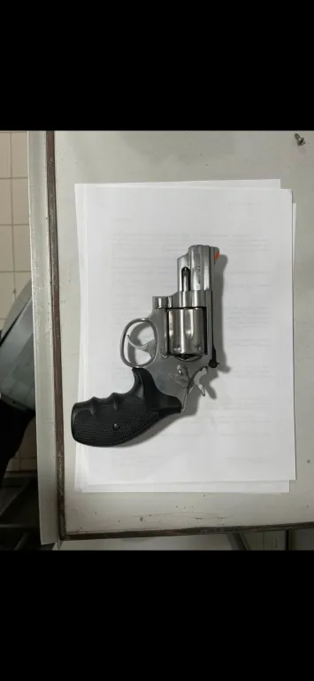 Smith Wesson 357 Magum - 3