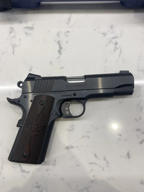Colt Commander - 3