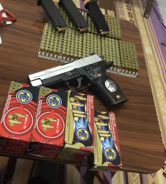 Ruhsat Sahibinden P226 Eli̇te Twotone Permi̇ İle Geti̇ri̇lmi̇şti̇r
