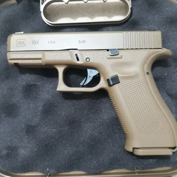 Glock 19 X