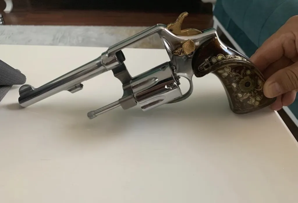 Emekli Kamu Personelinden Smith Wesson Silah - 3