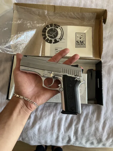 Taurus Pt 915