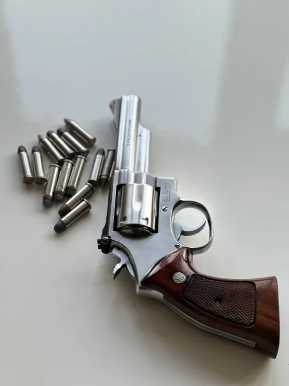 Smith Wesson 3 Magnum 4Inç - 1