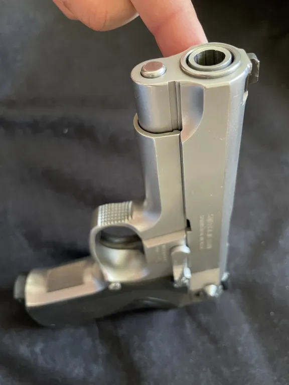 Smith Wesson 5906 - 4