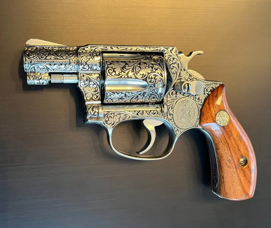 Engraved Smith Wesson Model 60 - 1