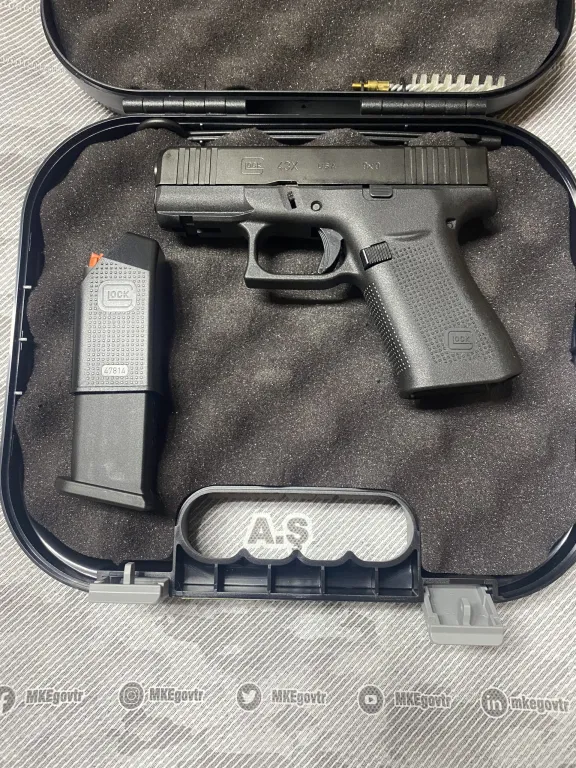 Glock 43X 100 Yıl Özel Seri Koleksiyonluk - 1