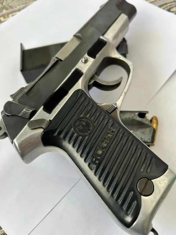 Ruger 9X Silah - 1