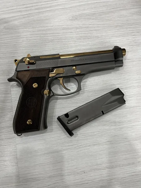 Temiz Kullanılmış Beretta Fs92