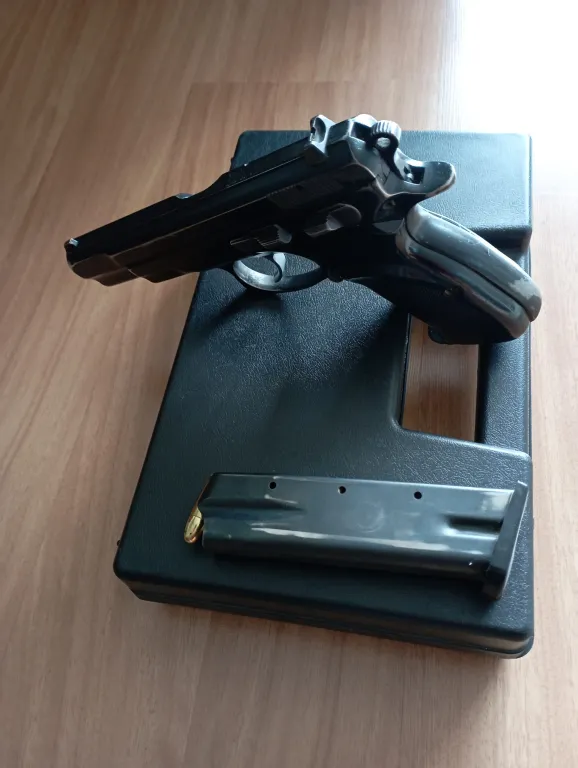 Poli̇s Memurundan Temi̇z Cz 75 B - 2