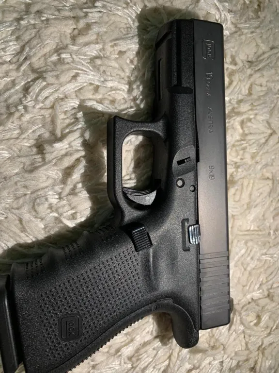 Glock 19 Gen 4 - 5