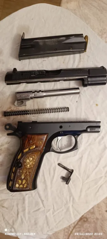Cz 75 Çok Iyi Kondisyonda Orjinal - 4