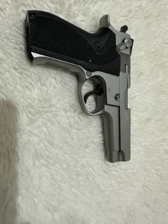 Smith Wesson 5906 - 3