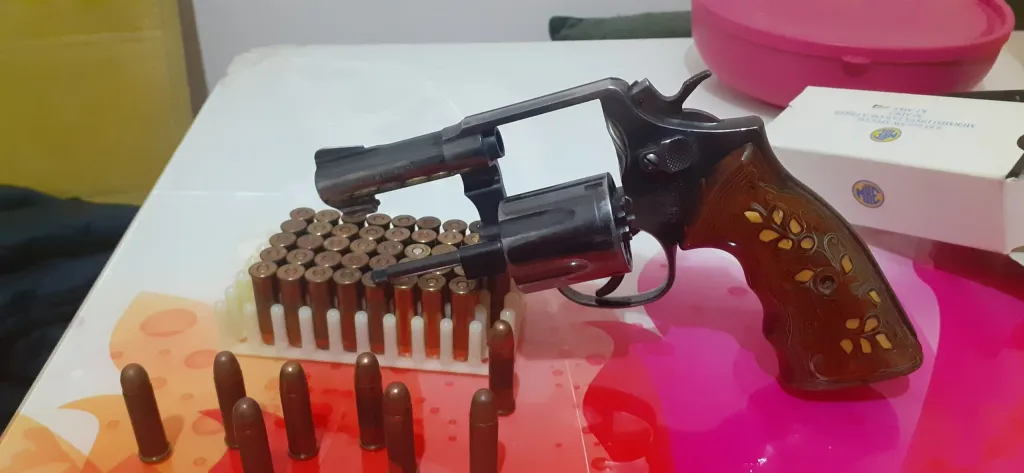 Emekli Polisten Meraklisina Smith Wesson - 2