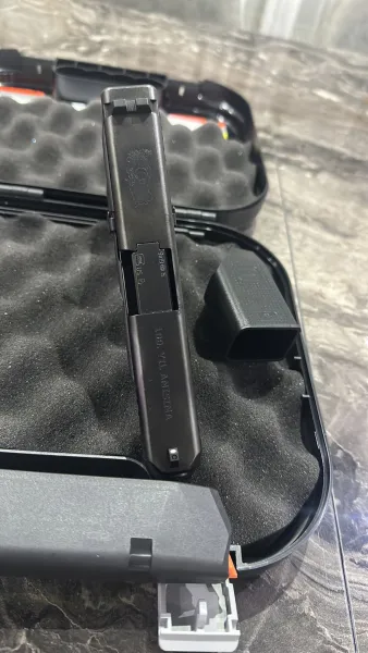 Glock 19