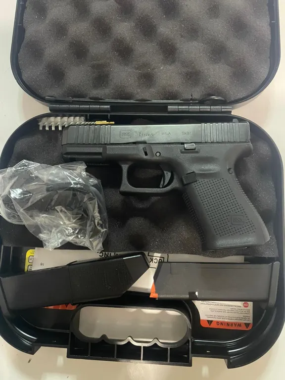 Memurdan Sıfır Kutusunda Sürgüsü Dahi Çekilmemiş Türk Serili Türkiye Haritalı Glock 19 - 1