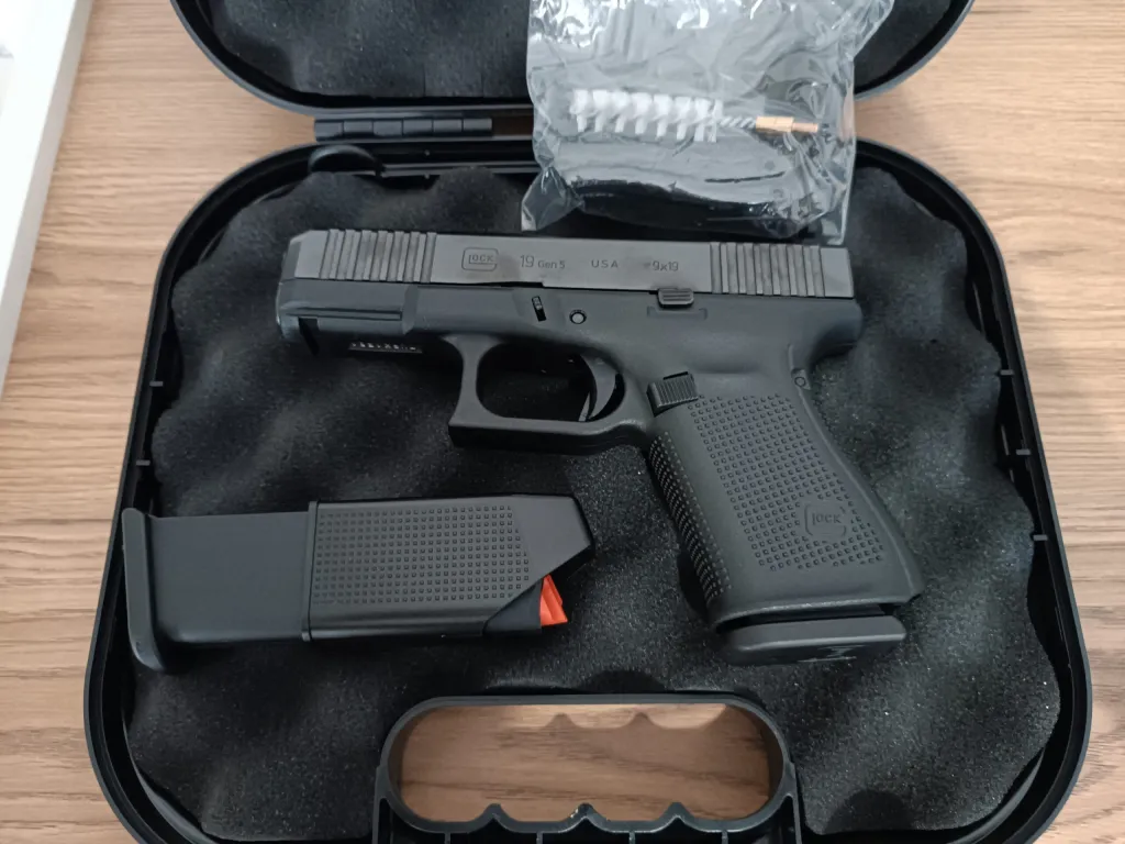 Glock Gen 5 100 Yıla Özel - 1