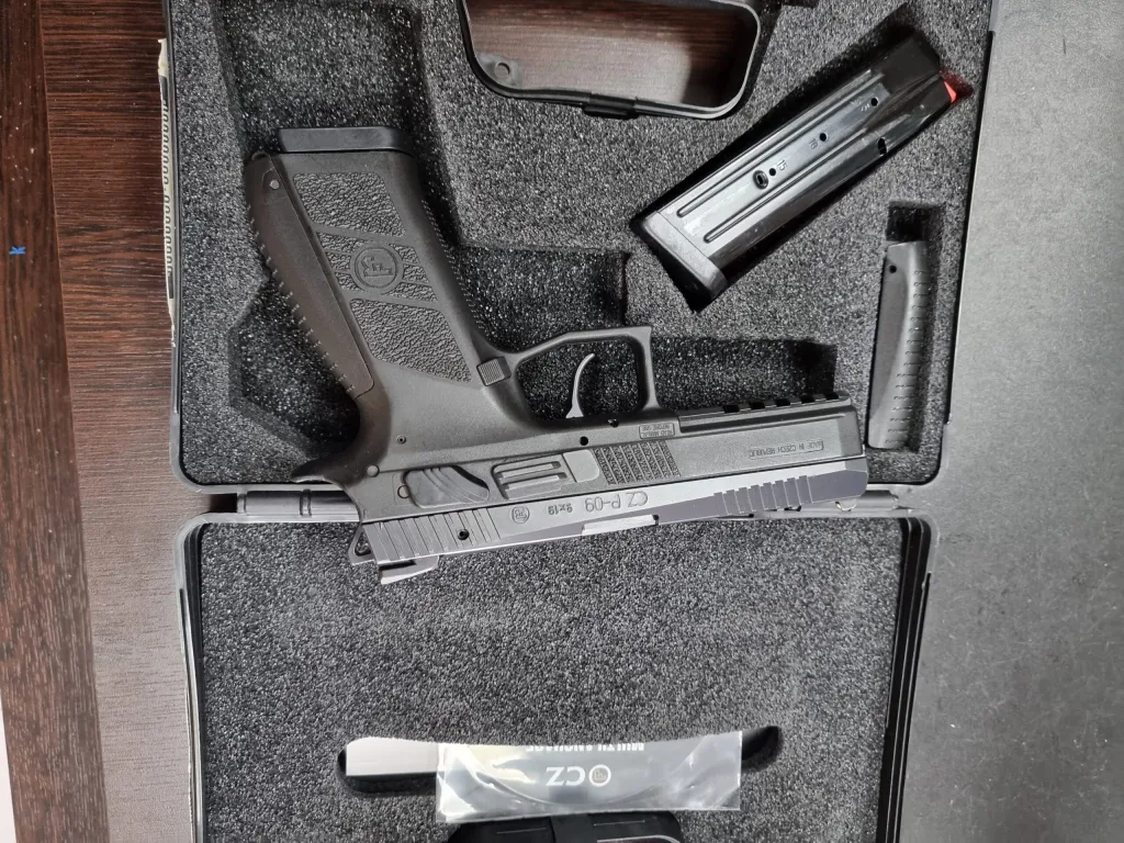 Cz P 09 - 2