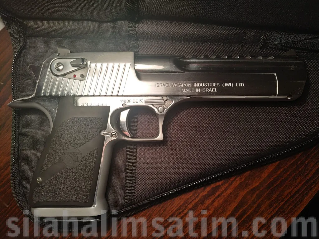Desert Eagle 44 Magnum - 2