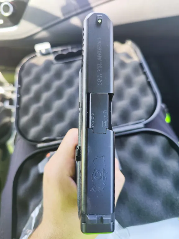 Glock 19 Gen 5 100 Yil Özel Seri̇ Mke Alinma Özel Türk Seri̇ 100 Yil Bayrak İşlemeli̇ - 2