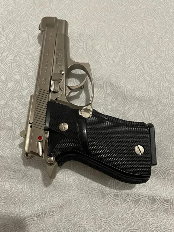 Yargi Mensubundan Beretta F81 Inox - Resim 3