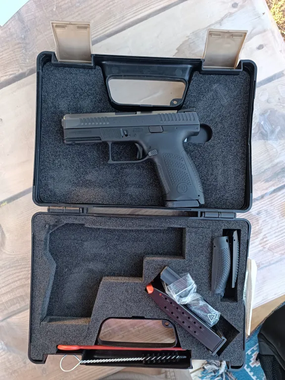 Cz P 10 C - 2