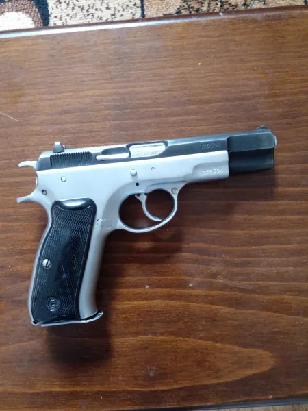 Cz 75 Seri̇ 9Mm