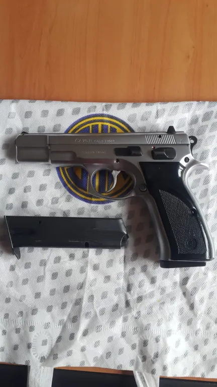 E Emniyetciden Cz 75 B - 3