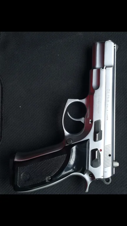 E Emniyetciden Cz 75 B