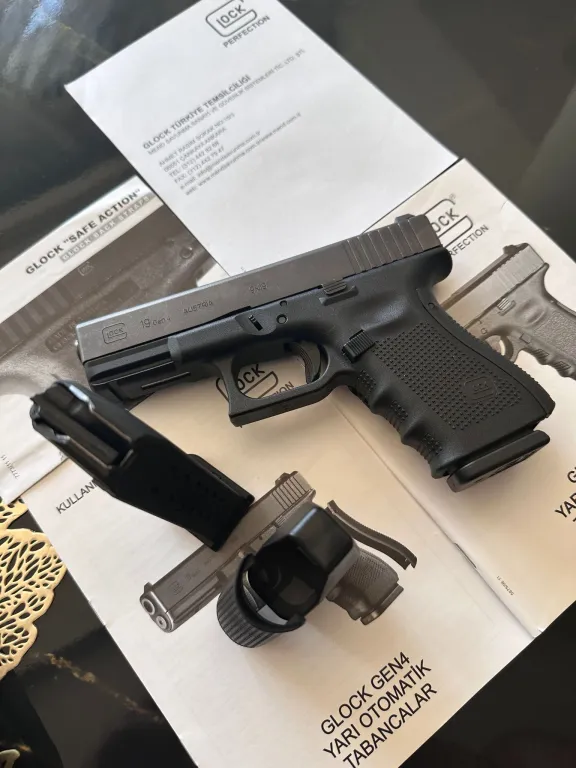 Glock 19 - 2