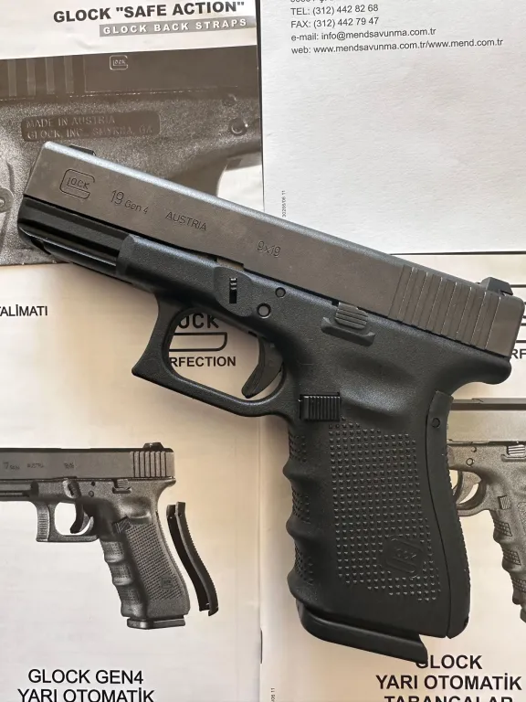 Glock 19
