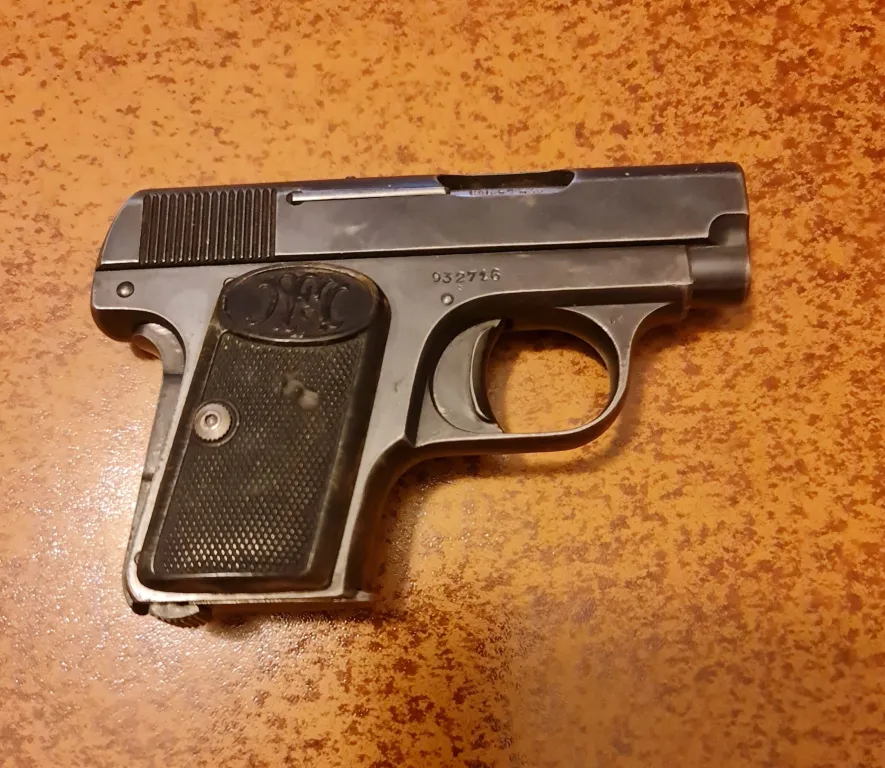 Browning 635 - 2
