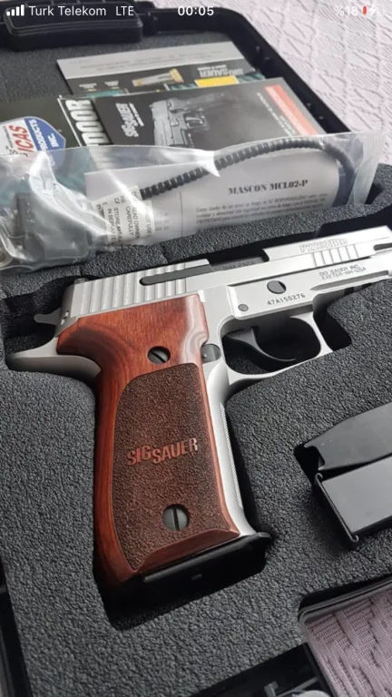 Kutusunda Sıfır Ayarında P226 Elite - 2
