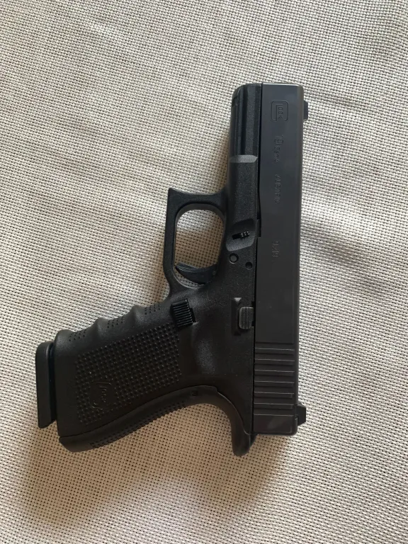 Glock 19 Gen 4 - 5