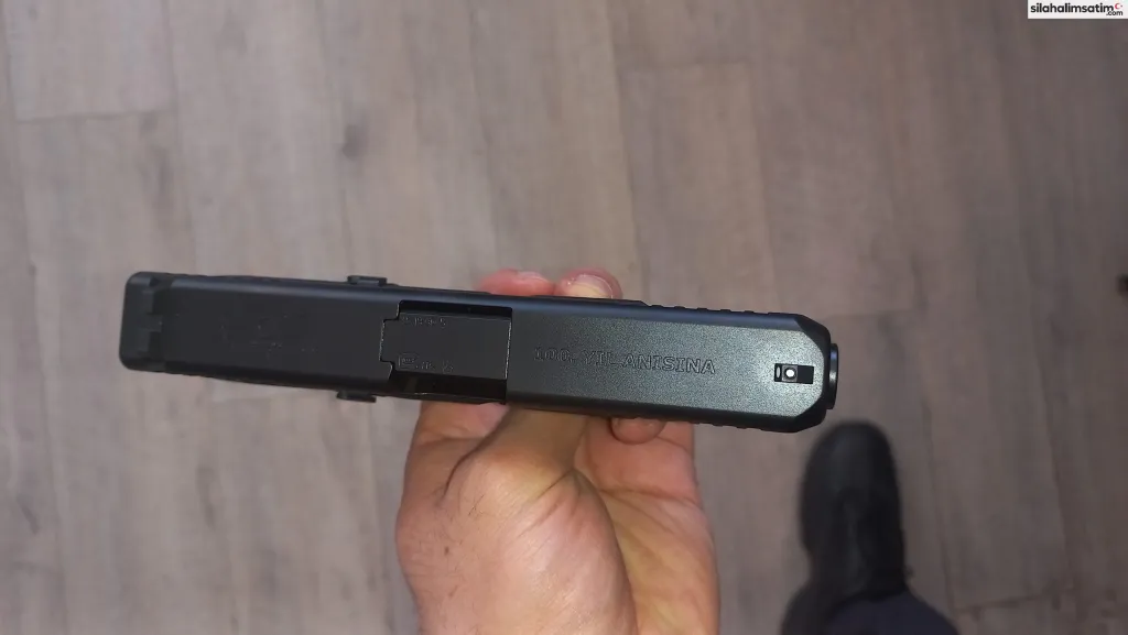 100 Yıla Özel Seri Numaralı Glock 19 - 3