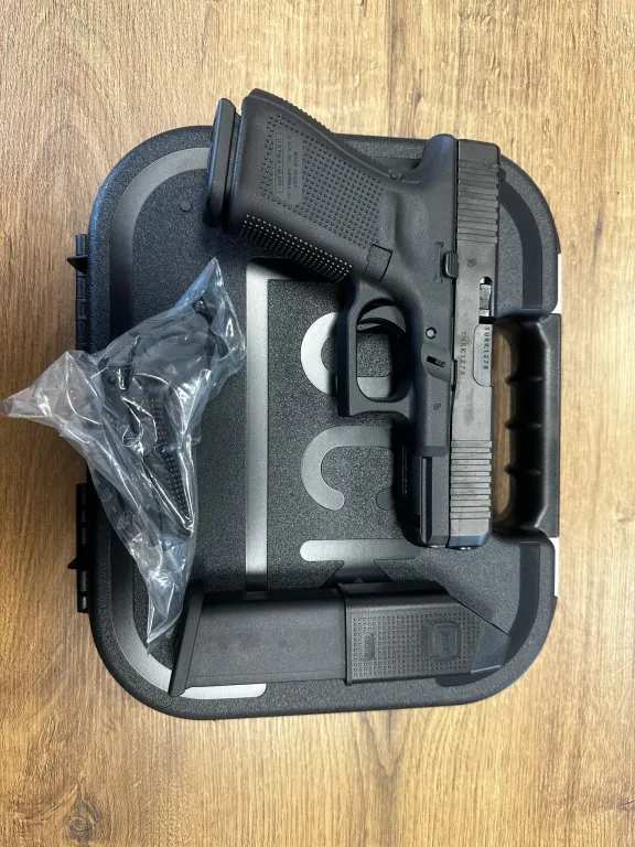 100 Yıla Özel Seri Numaralı Glock 19 - 4