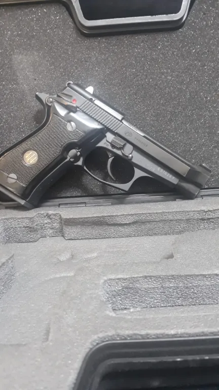 Beretta Kisa 9 Boyasi Herşey Orji̇nal Hi̇ç İşlem Görmemi̇ş