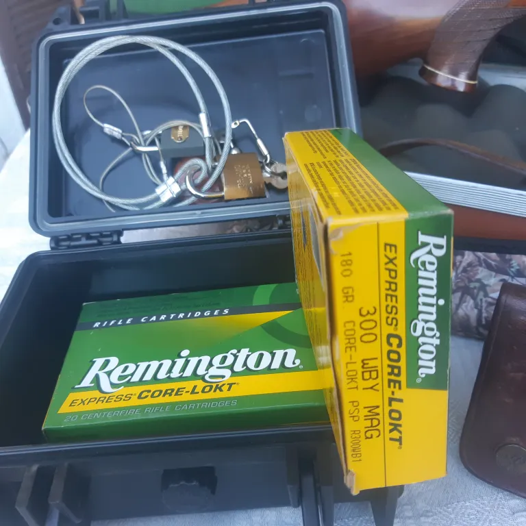 Weatherby Mark V Wby Mag 11 - 4