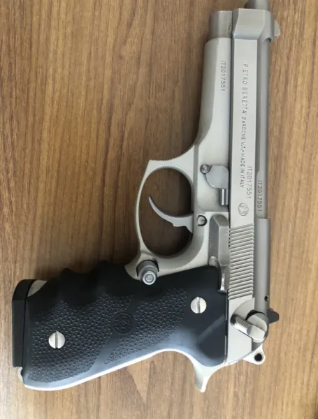 İlk Sahibinden Beretta Fs 92 İnox Mke Çıkışlı